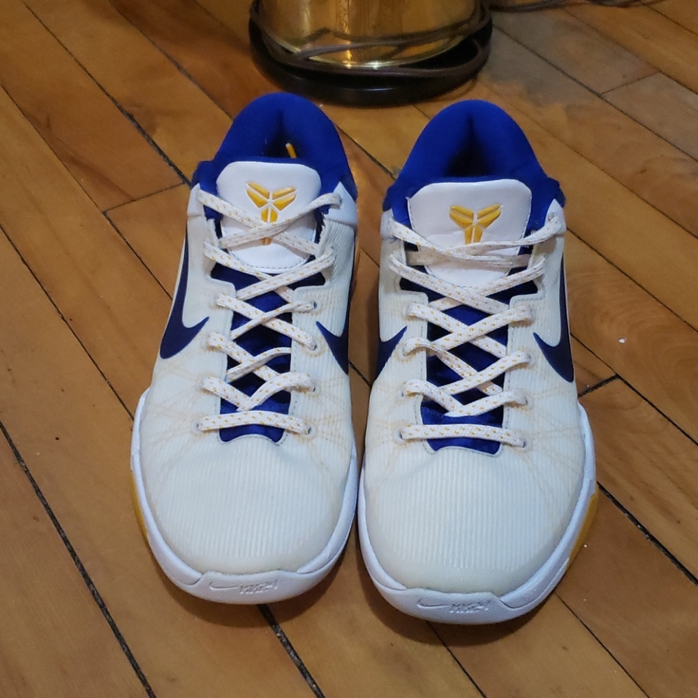 2012 Kobe Bryant Vll Zoom Lakers Home